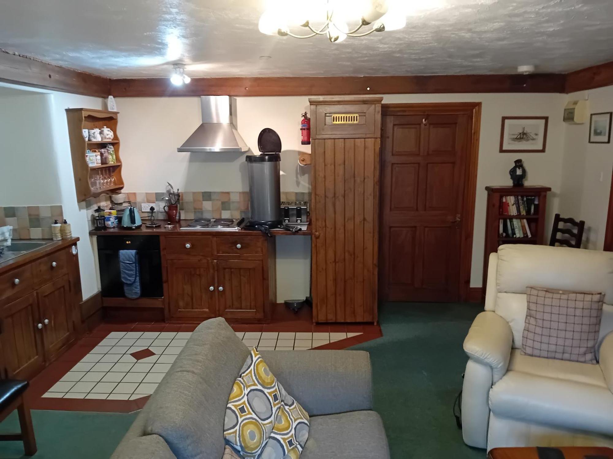 Robins Nest Apartment